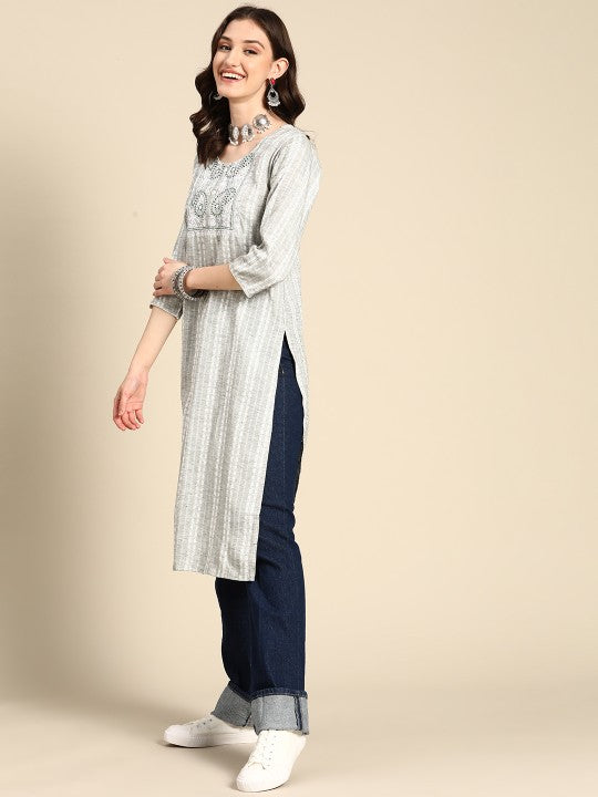 MLWSHKU2329WHT000S
