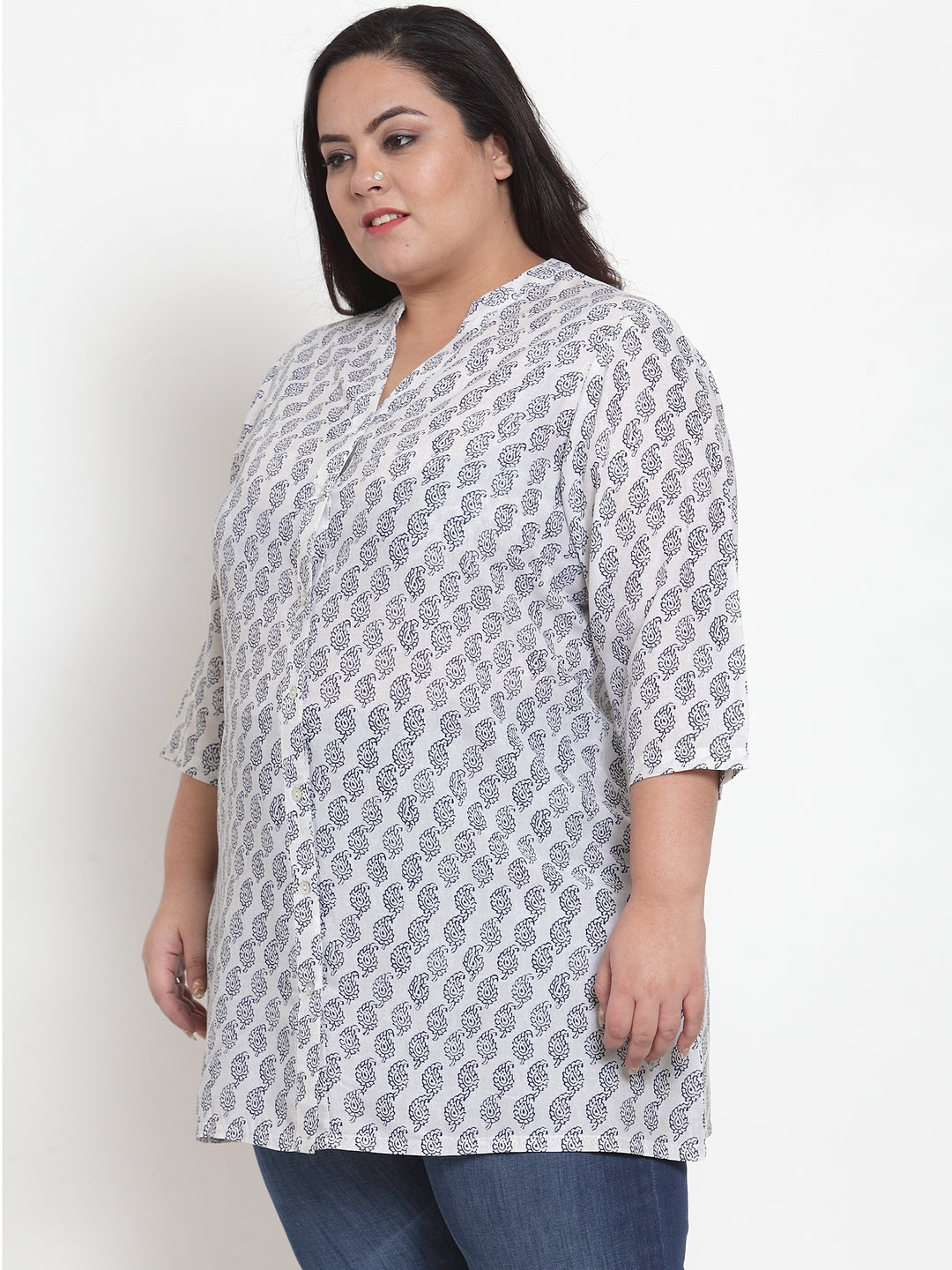 Plus Size Women White & Blue Printed Tunic