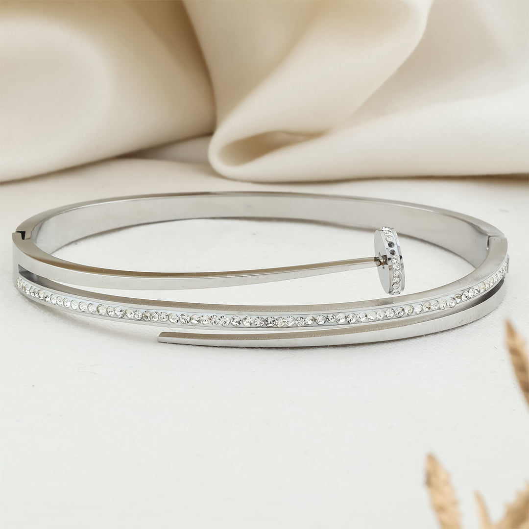 Silver plated Western twisted screw kada