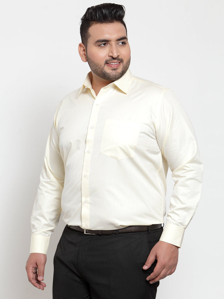 Plus Size Men Cream-Coloured Comfort Regular Fit Solid Formal Shirt