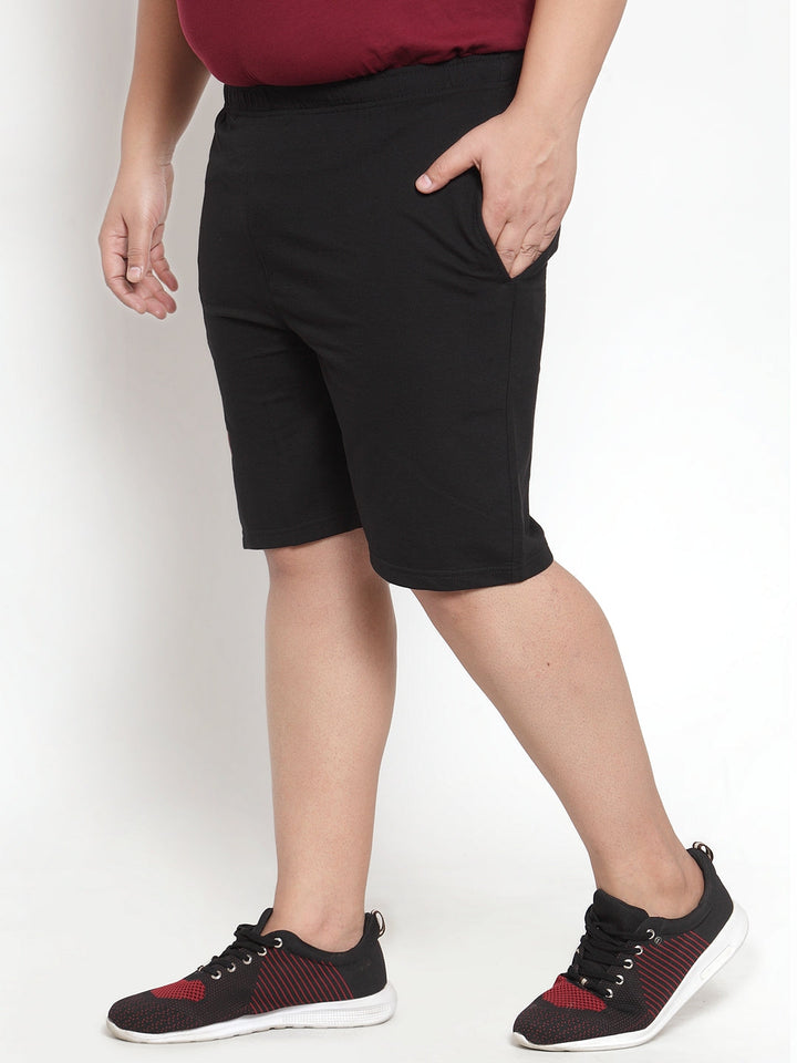 Plus Size Men Black Solid Slim Fit Regular Shorts