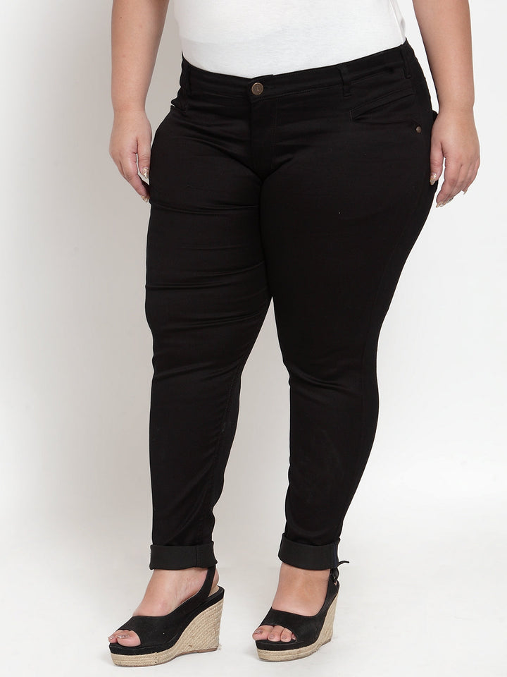 Plus Size Women Black Regular Fit Mid-Rise Clean Look Jeans