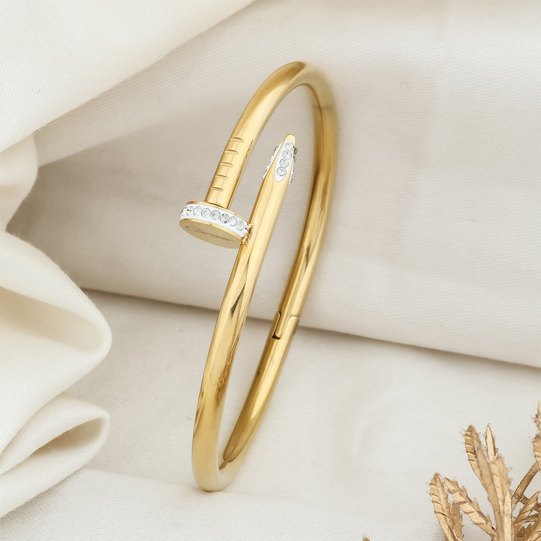 Screw style security kada