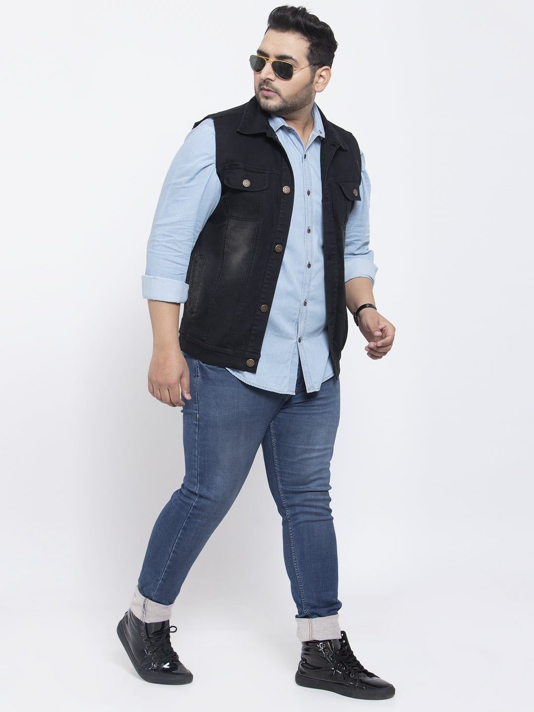 Plus Size Men  Black Solid Sleeveless Denim Jacket