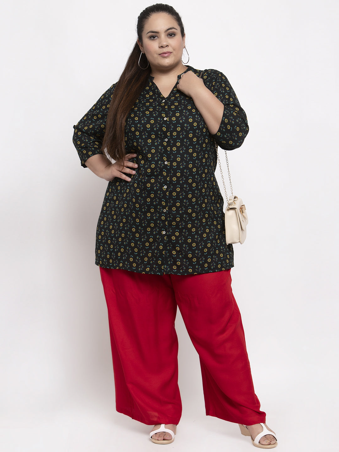 Plus Size Women Red Solid Flared Palazzos
