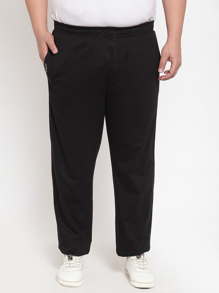 Plus Size Men Black Solid Track Pants