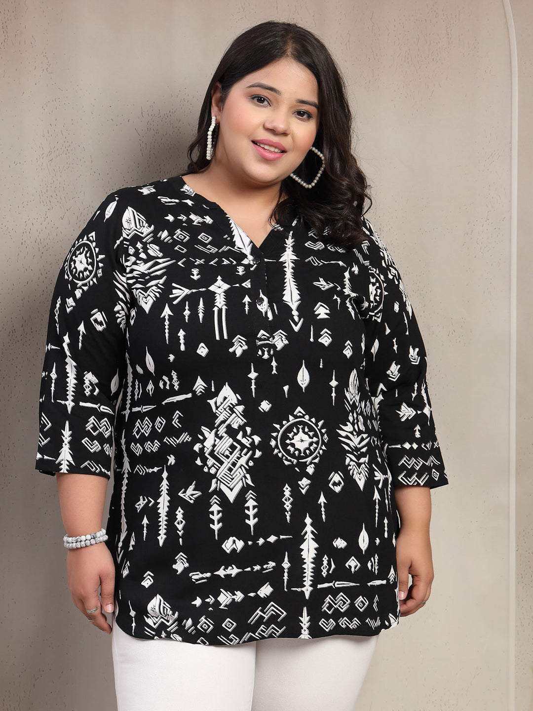 Plus Size Tribal Printed V-Neck Top