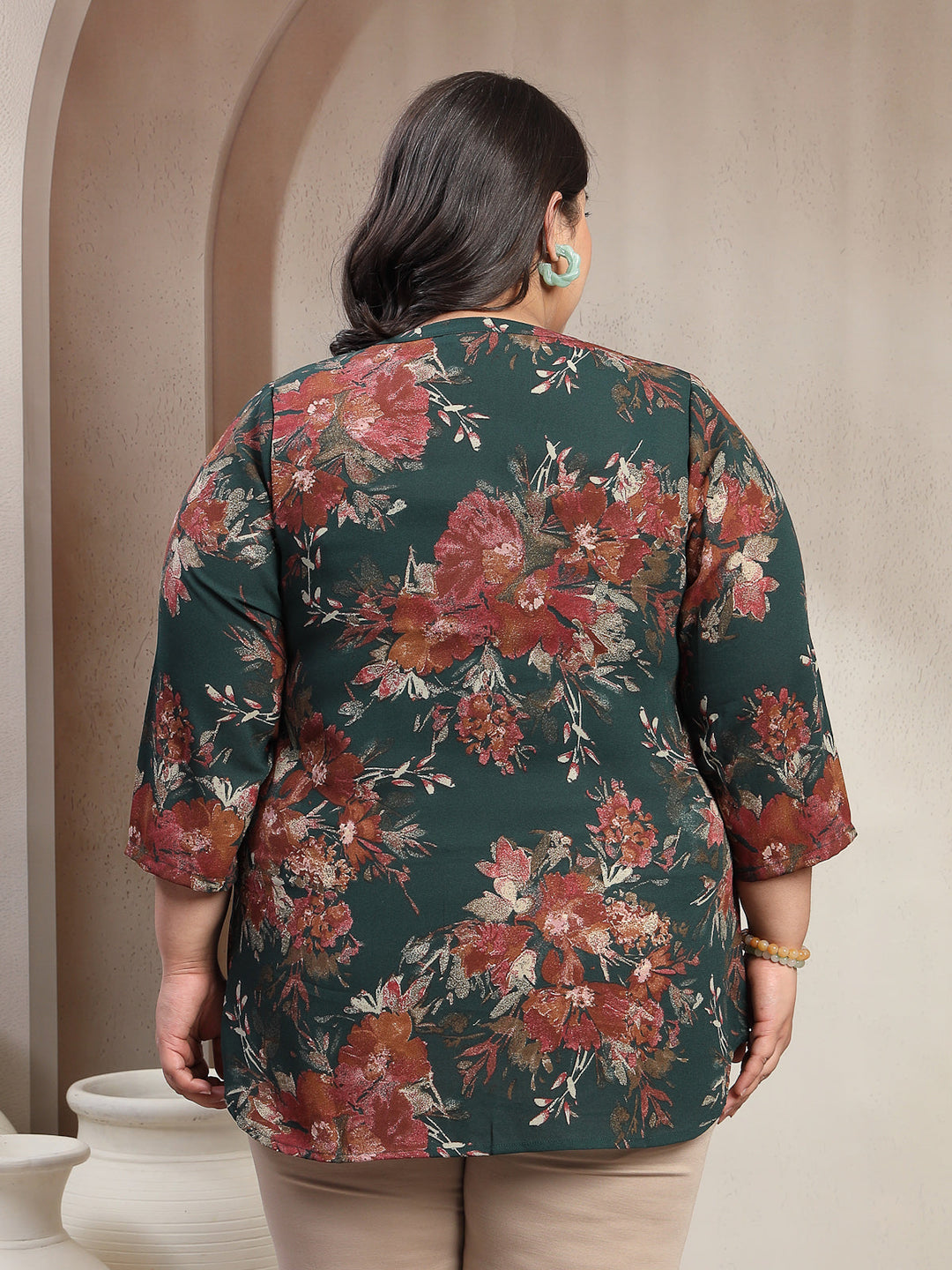 Plus Size Floral Printed V-Neck Top