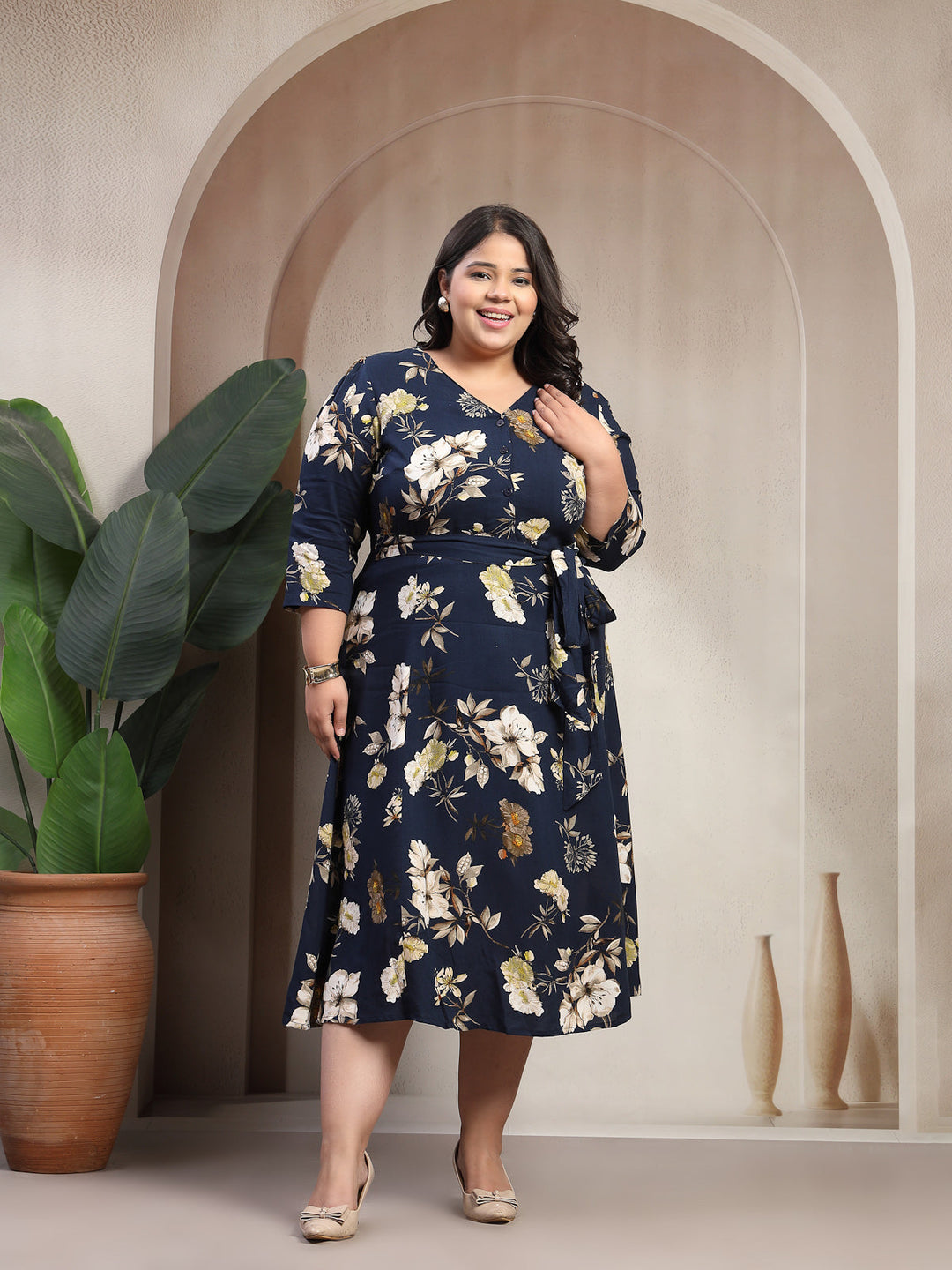 Plus Size Women Floral Printed V-Neck Puff Sleeves Fit And Flare Midi Dress