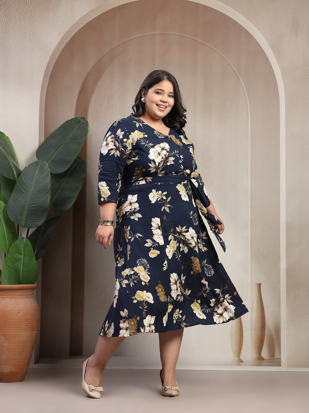 Plus Size Women Floral Printed V-Neck Puff Sleeves Fit And Flare Midi Dress