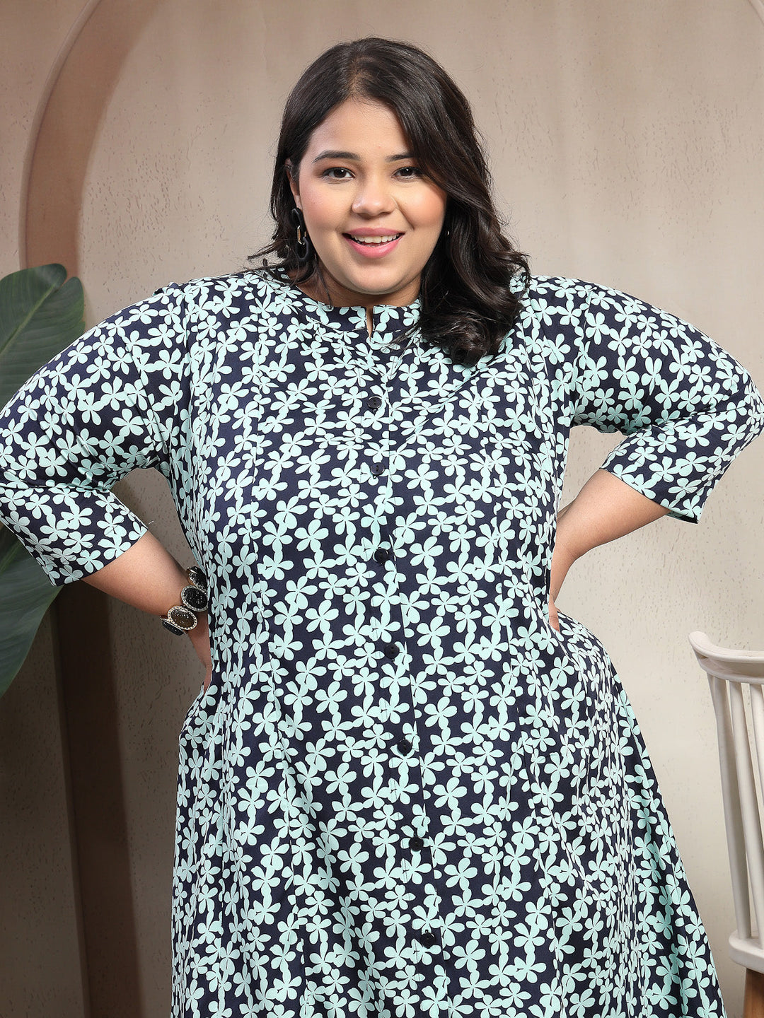 Plus Size Green Floral Printed Short Sleeve Round Neck Midi Dress