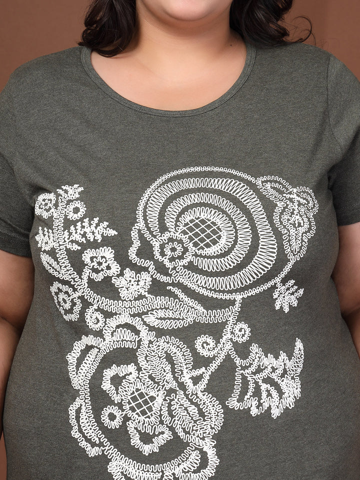 Plus Size Typography Printed T-shirt