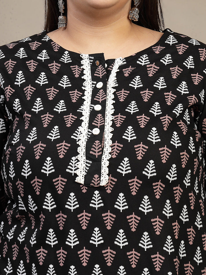 Plus Size Women Geometric Printed Zari Kurta