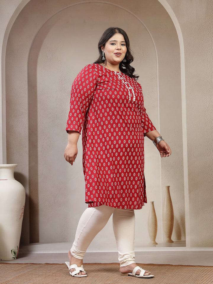 Plus Size Women Ethnic Motifs Embroidered Flared Sleeves Thread Work Kurta