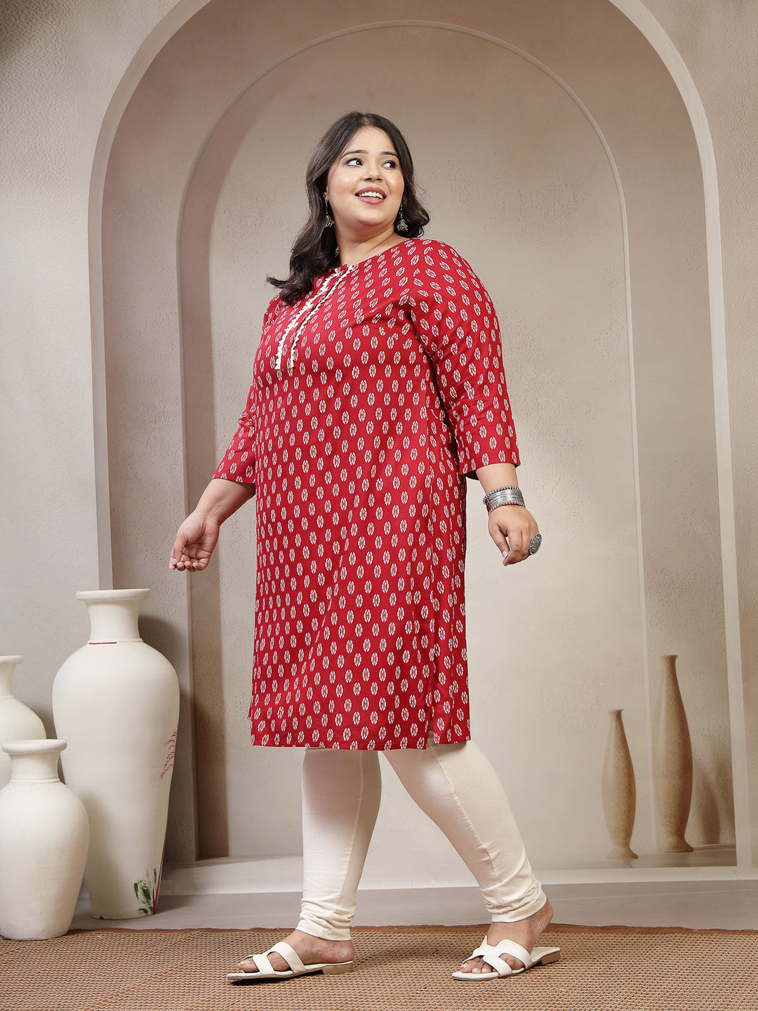 Plus Size Women Ethnic Motifs Embroidered Flared Sleeves Thread Work Kurta