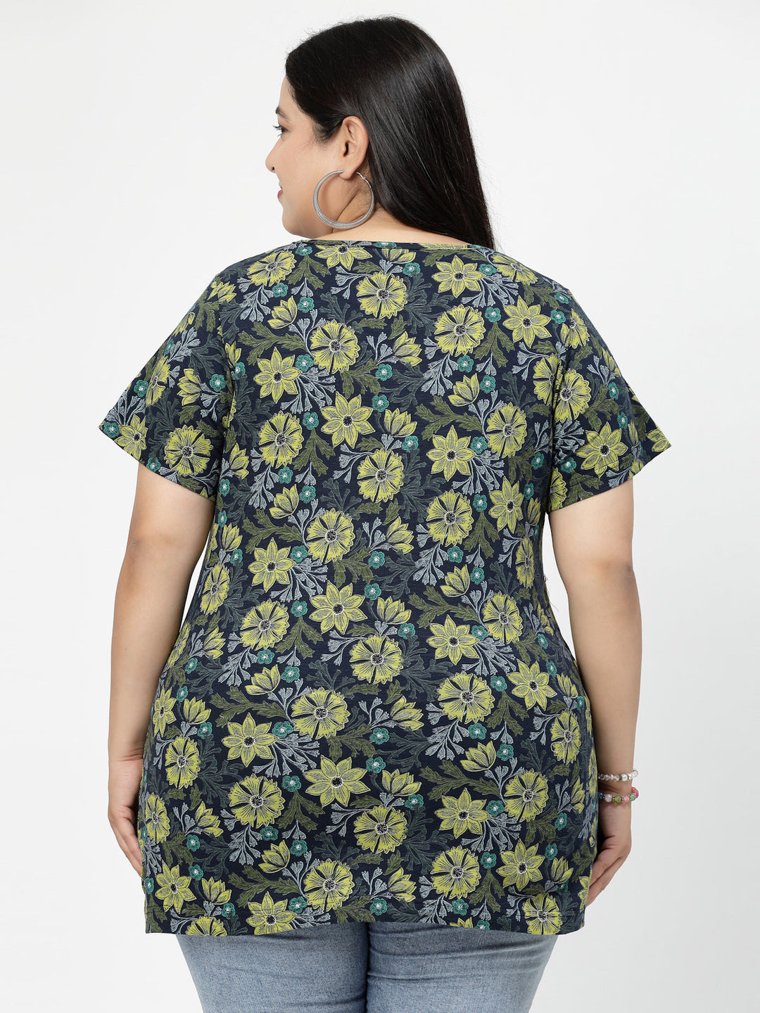 Plus Size Round Neck Short Sleeves Floral Printed Cotton Regular Fit  T-shirt