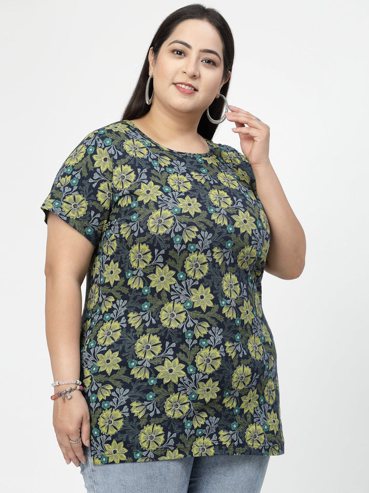 Plus Size Round Neck Short Sleeves Floral Printed Cotton Regular Fit  T-shirt