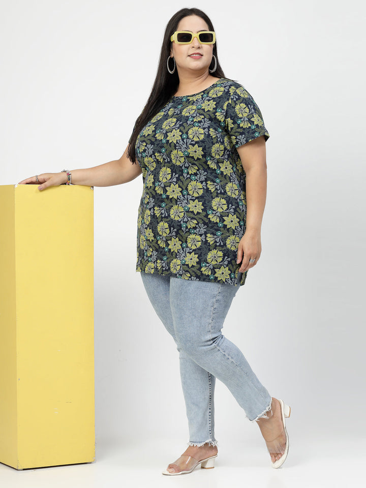 Plus Size Round Neck Short Sleeves Floral Printed Cotton Regular Fit  T-shirt