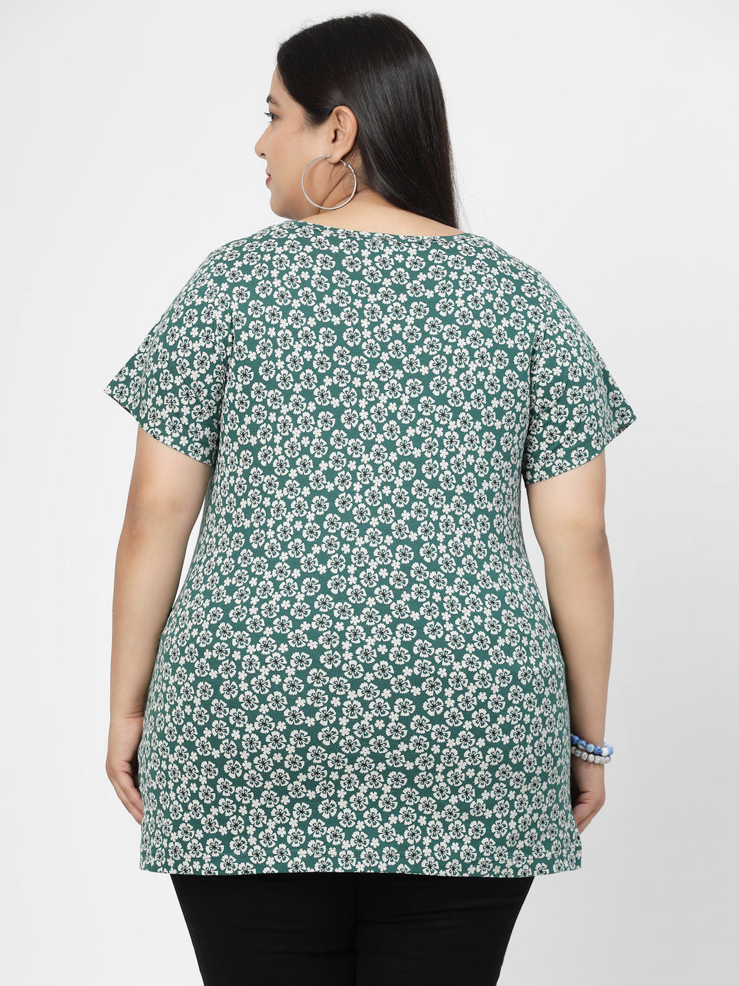 Plus Size Green Floral Printed Round Neck Regular Fit Cotton Casual T-shirt
