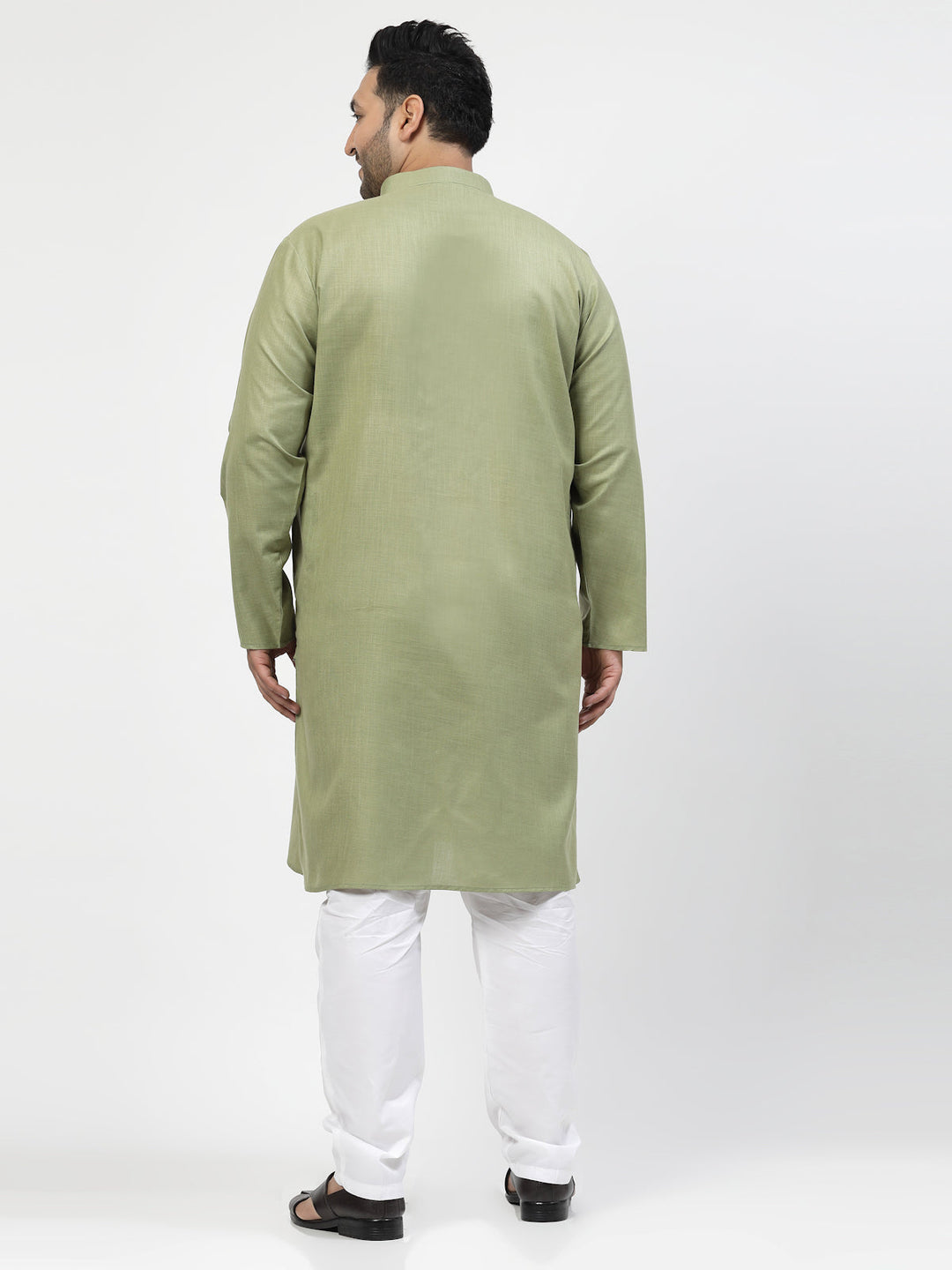 Plus Size Men Green & White Solid Kurta with Pyjamas