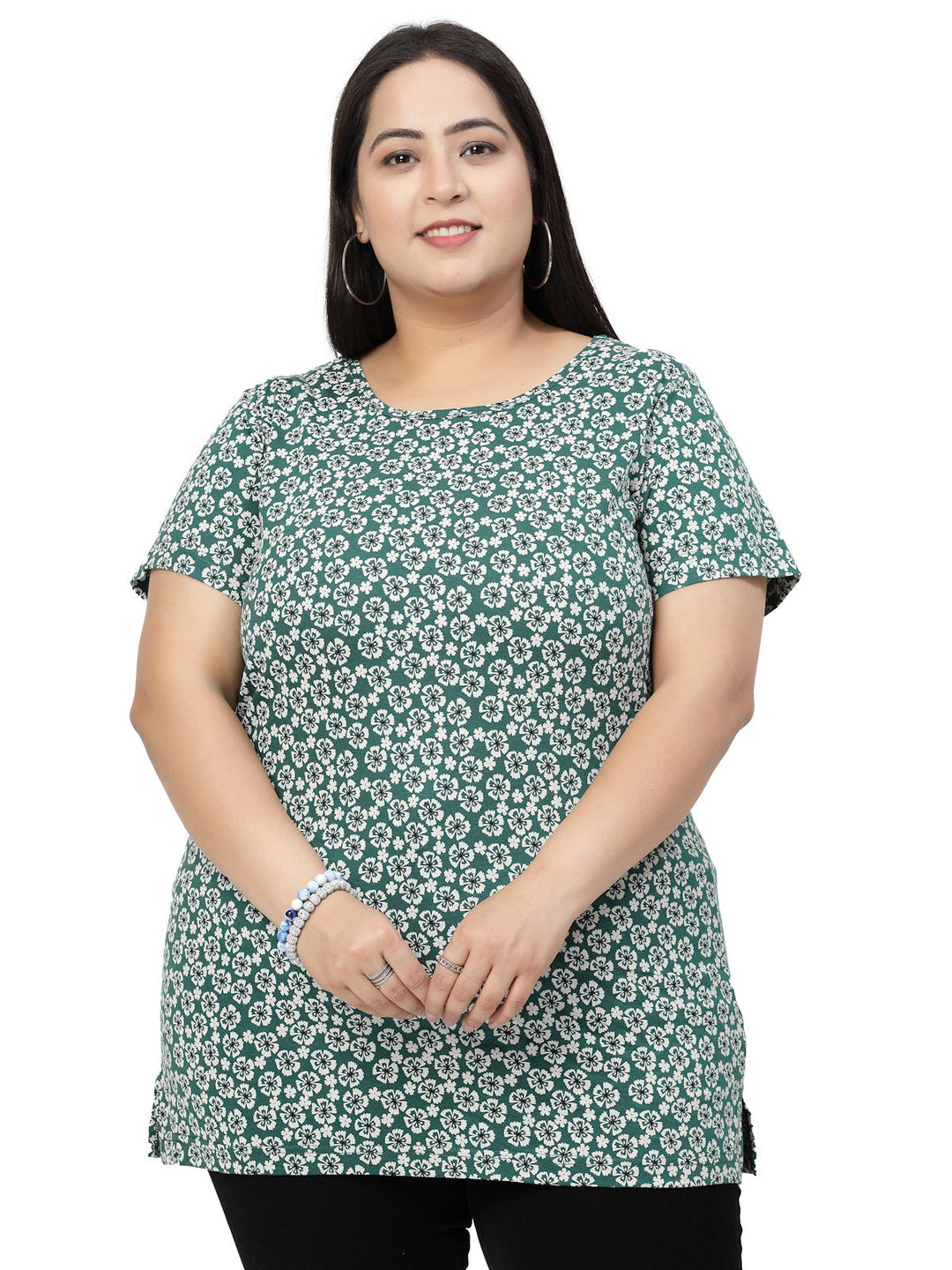 Plus Size Green Floral Printed Round Neck Regular Fit Cotton Casual T-shirt