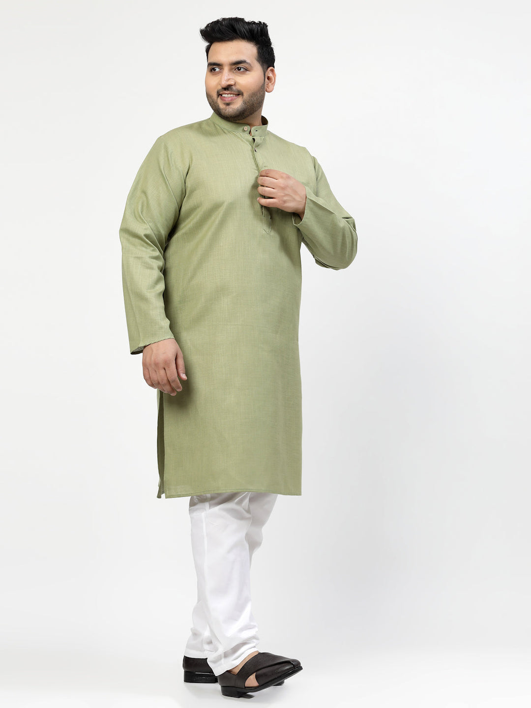 Plus Size Men Green & White Solid Kurta with Pyjamas