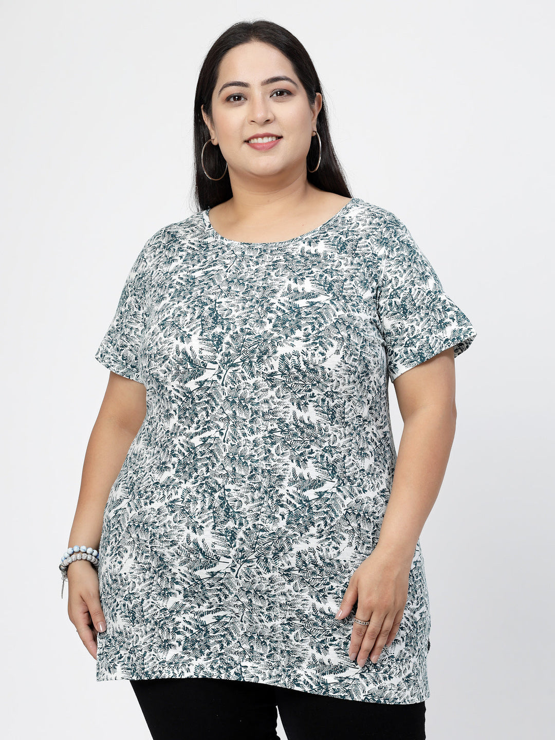 Plus Size Floral Printed Round Neck Cotton T-shirt