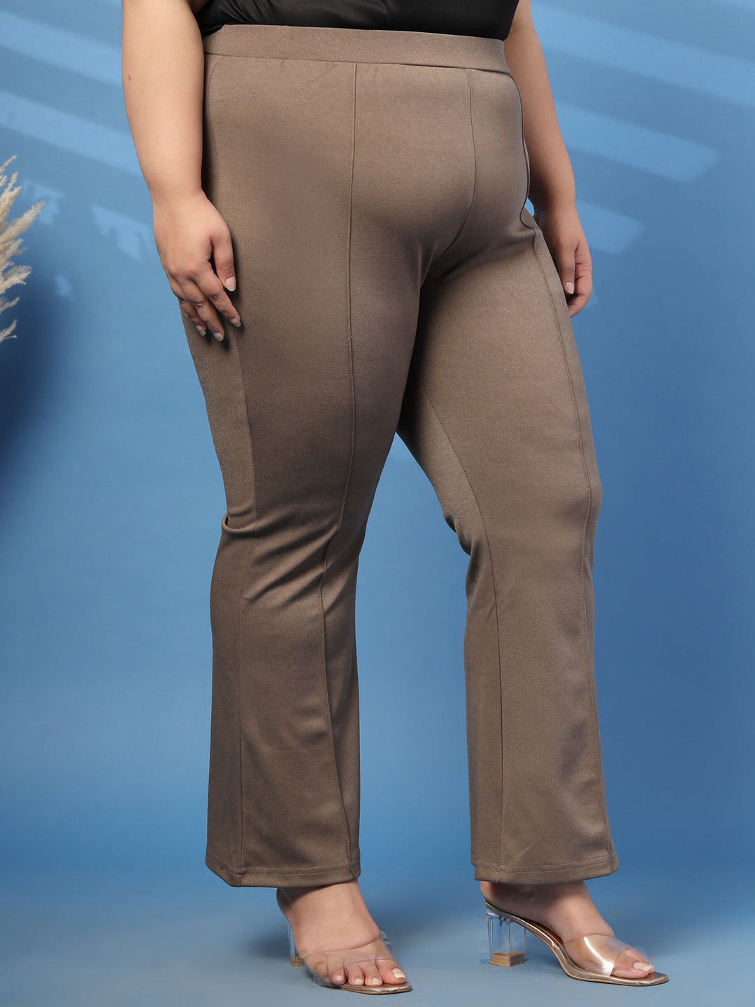Plus Size Slim Fit Slip-On Jeggings