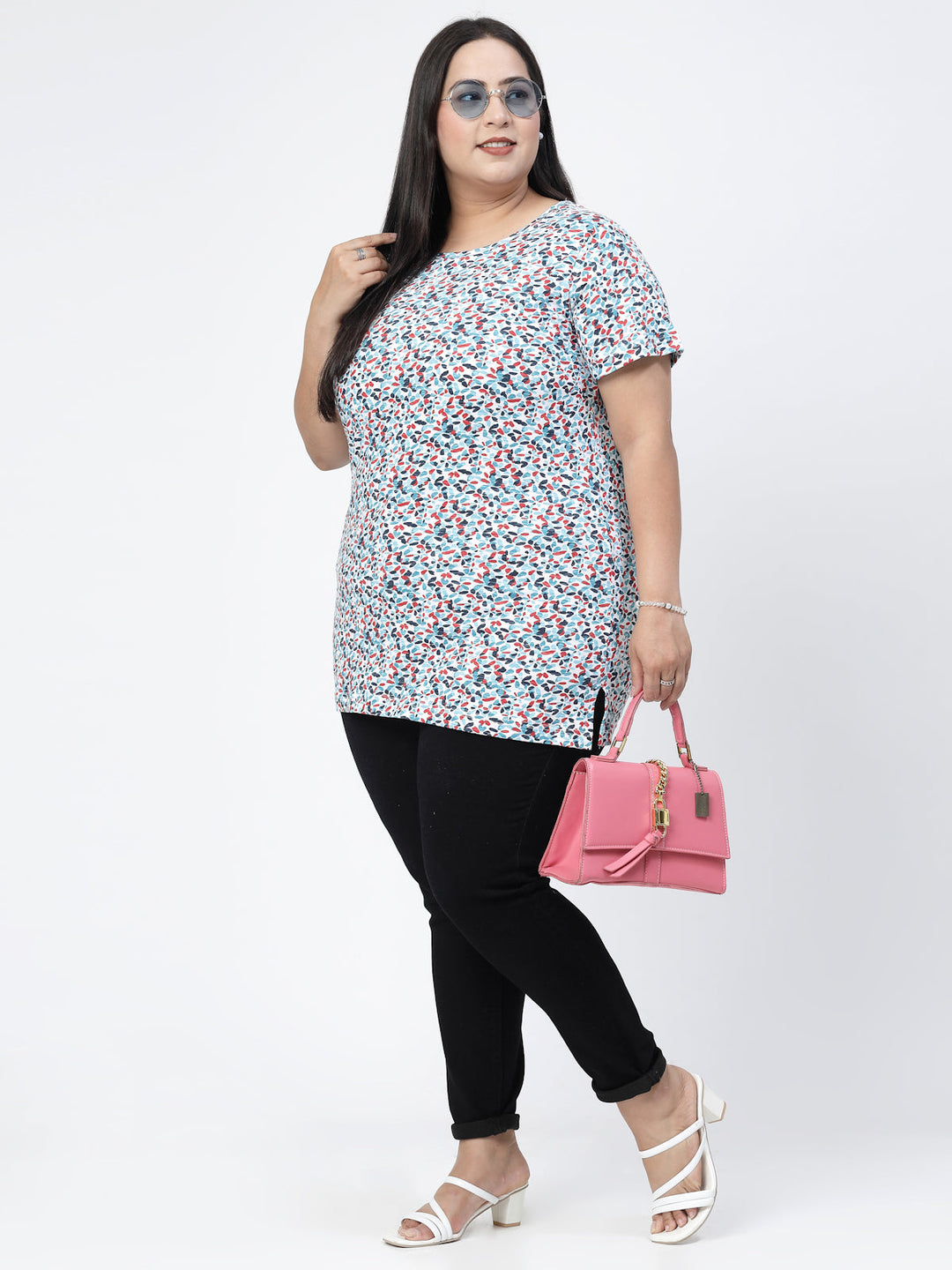 Plus Size Round Neck Short Sleeves Abstract Printed Cotton Regular Fit  T-shirt