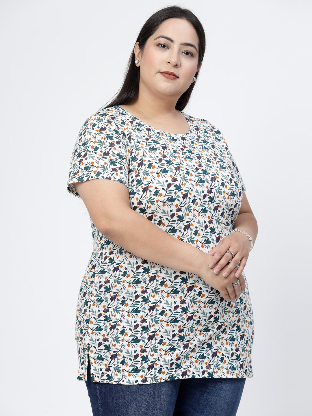 Plus Size White Floral Printed Round Neck Pure Cotton Casual T-shirt