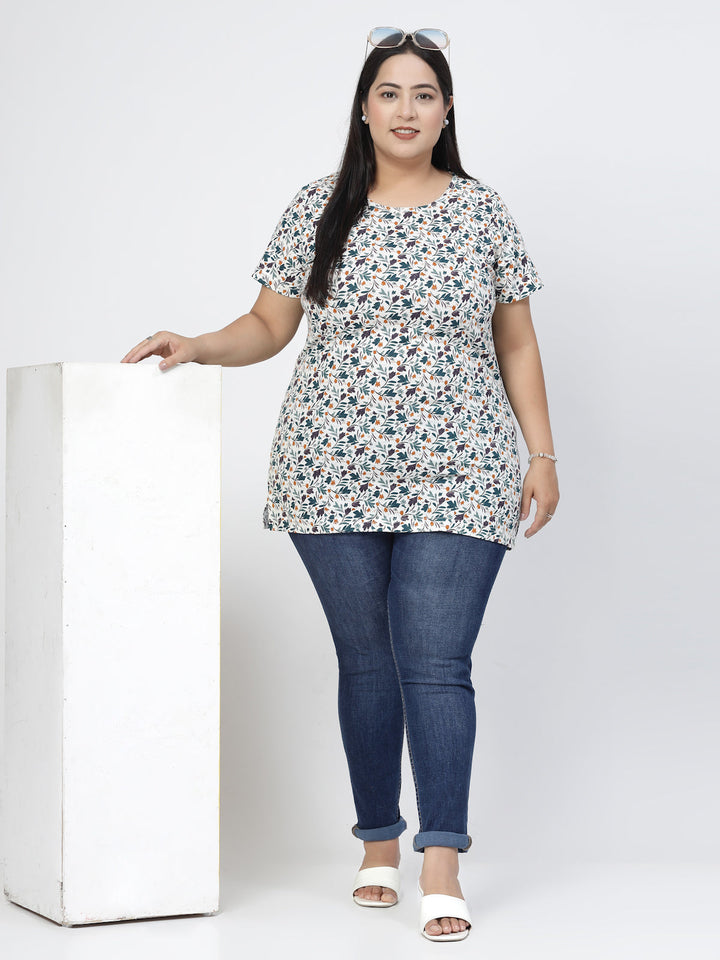 Plus Size White Floral Printed Round Neck Pure Cotton Casual T-shirt