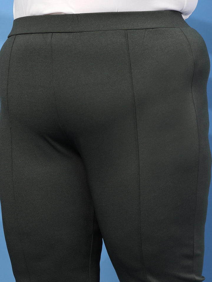 Plus Size Slim Fit Slip-On Jeggings