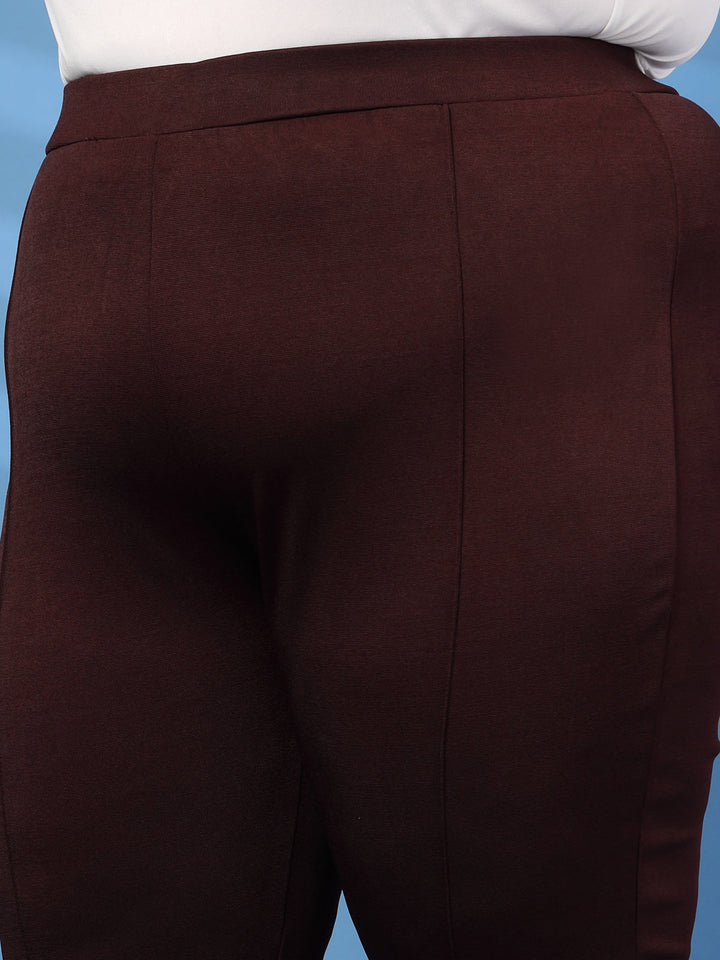 Plus Size Slim Fit Slip-On Jeggings