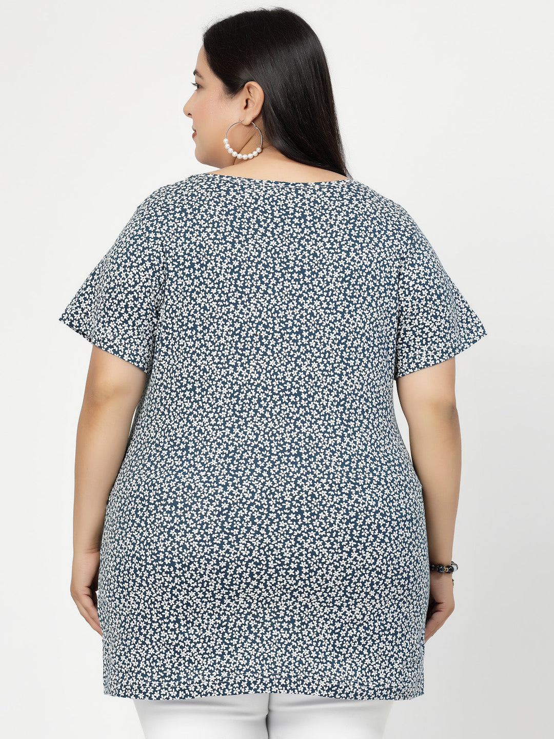 Plus Size BlueWhite Floral Printed Round Neck Cotton T-shirt