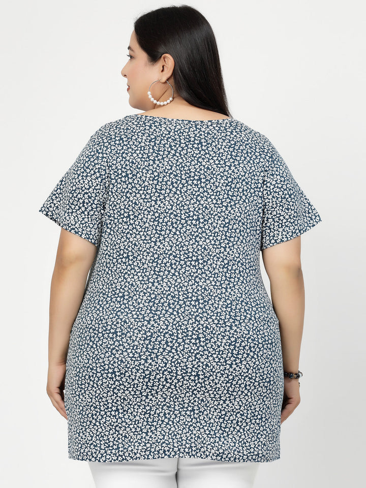 Plus Size BlueWhite Floral Printed Round Neck Cotton T-shirt