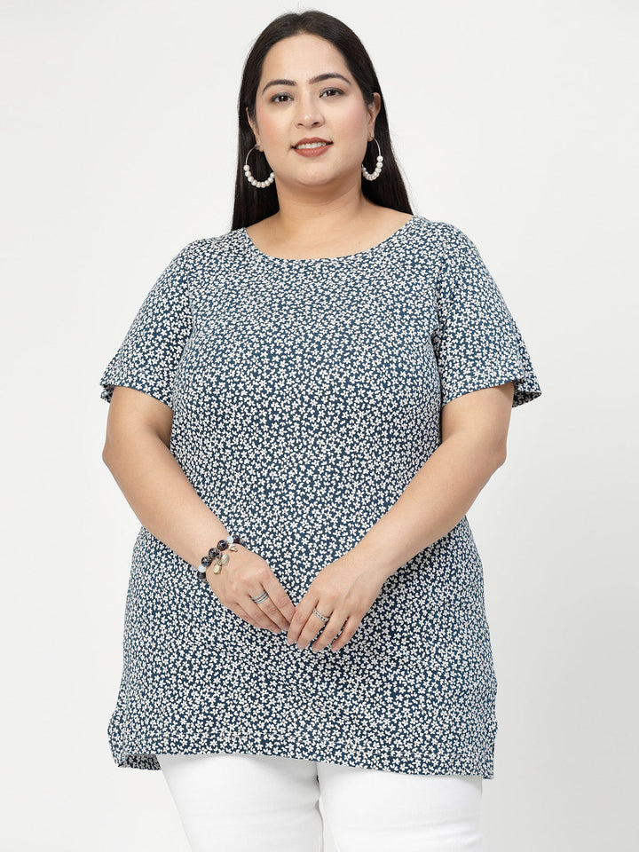 Plus Size BlueWhite Floral Printed Round Neck Cotton T-shirt