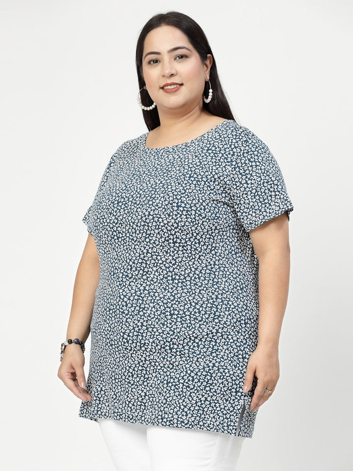 Plus Size BlueWhite Floral Printed Round Neck Cotton T-shirt