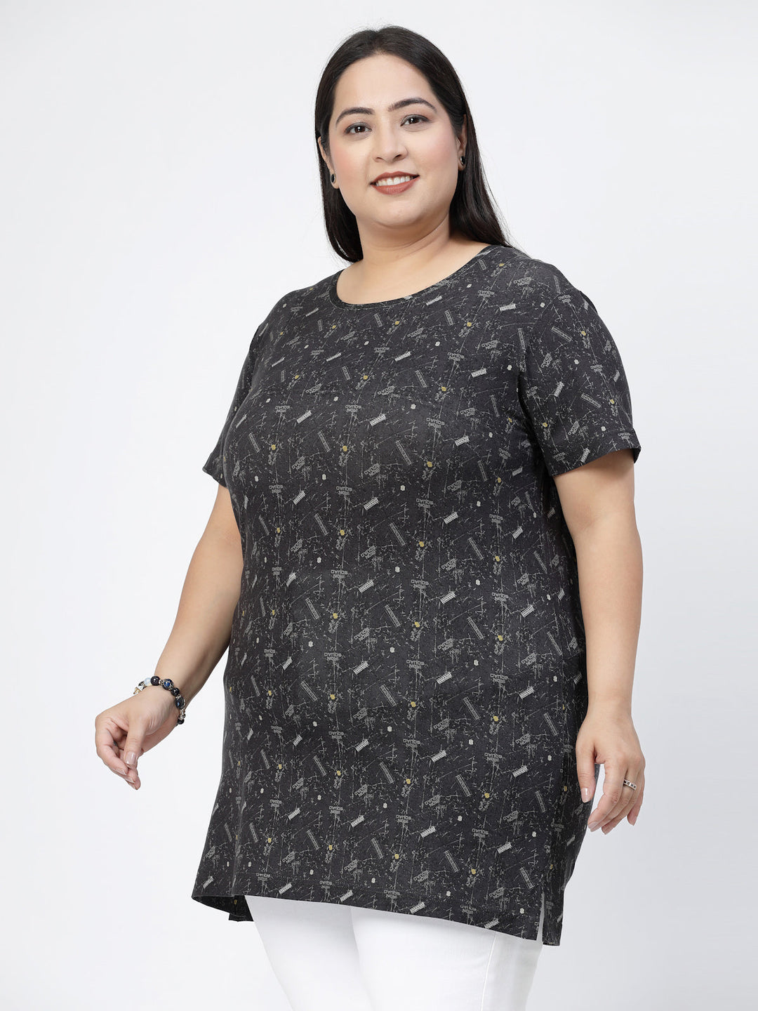 Plus Size Black Graphic Printed Drop-Shoulder Sleeves Regular Fit Cotton Casual T-shirt