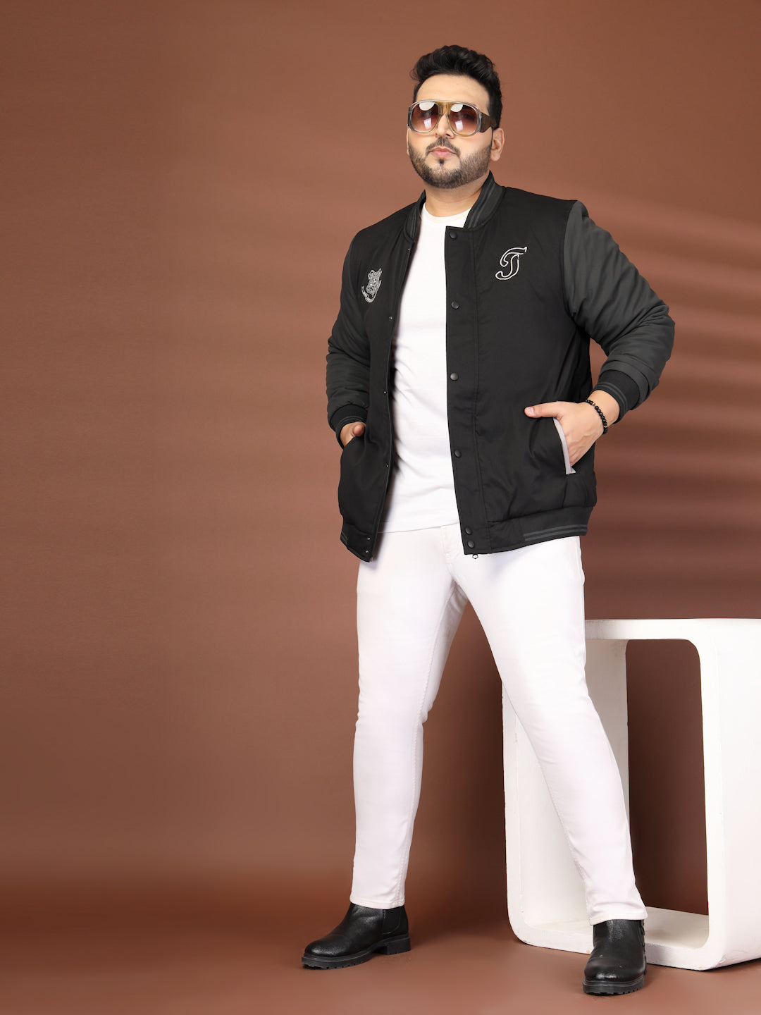 Plus Size Men Stand Collar Graphic Printed Varsity Jacket