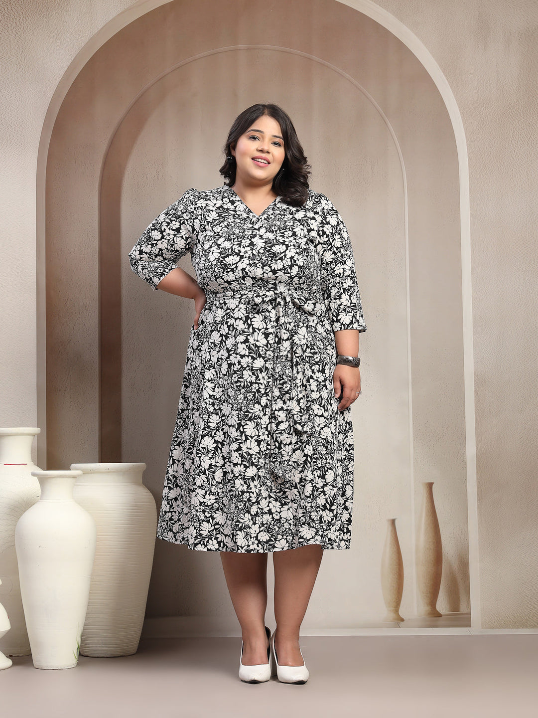 Plus Size Floral Printed Belted V-Neck Puff Sleeve Fit and Flare Midi Dress