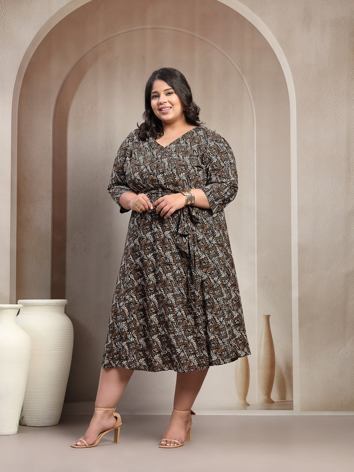 Plus Size Printed Puff Sleeve Fit and Flare Midi Dress