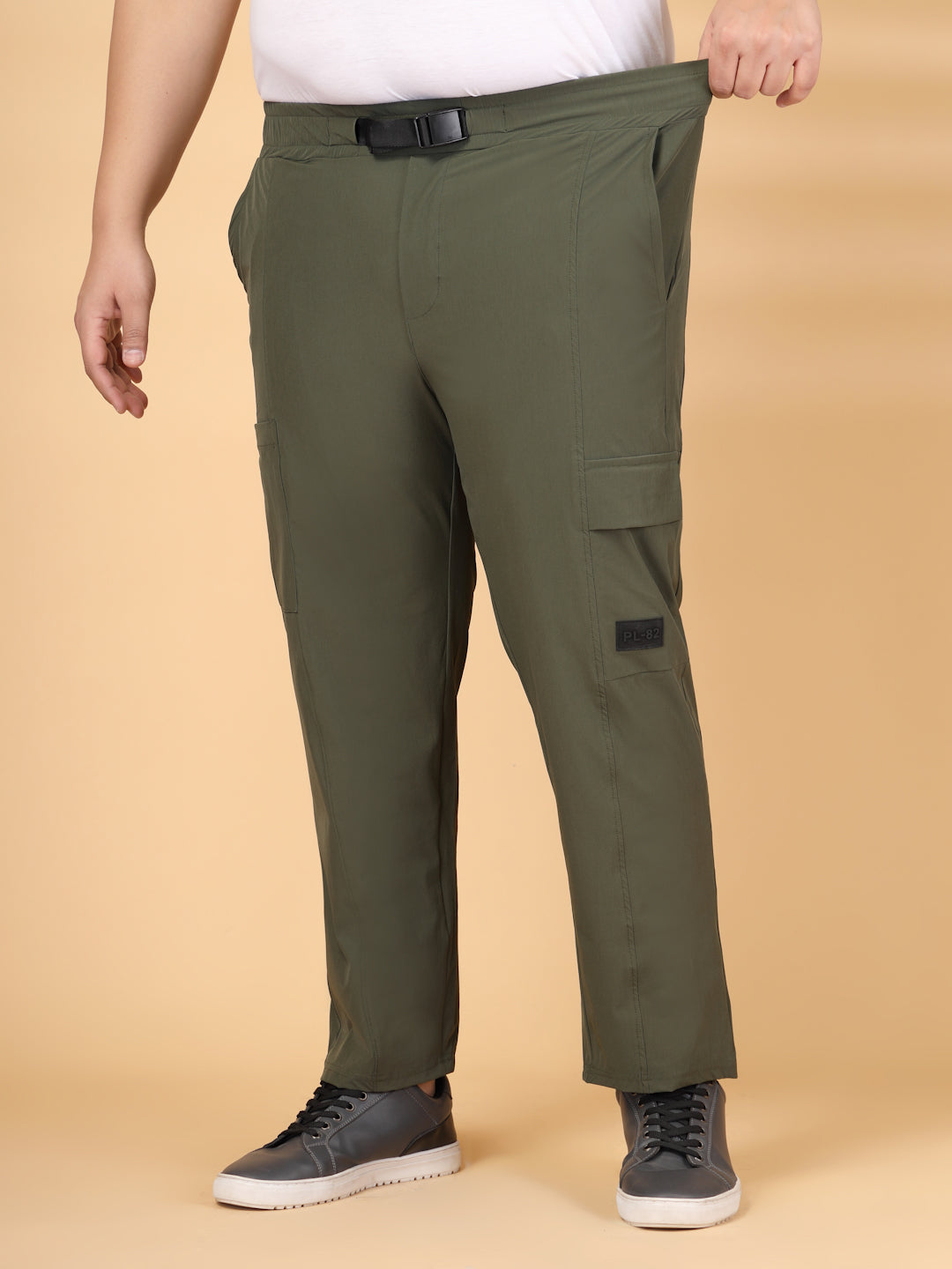 Plus Size Men Mid-Rise Regular Fit Cargos Trousers