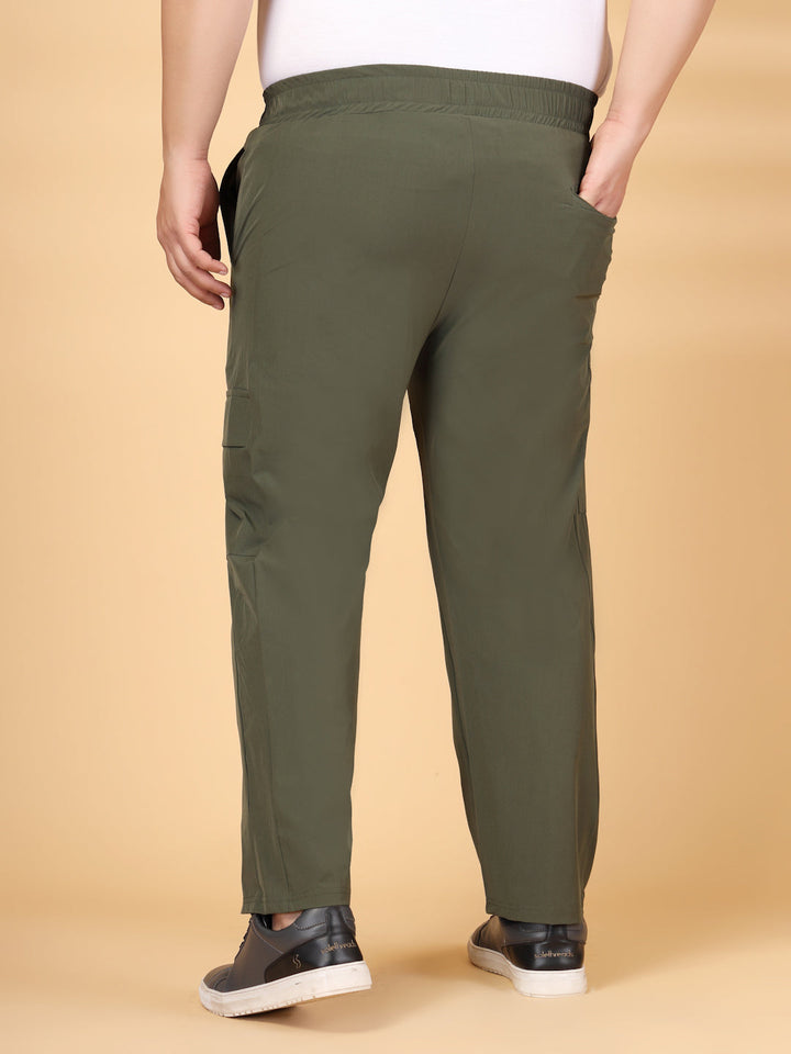 Plus Size Men Mid-Rise Regular Fit Cargos Trousers