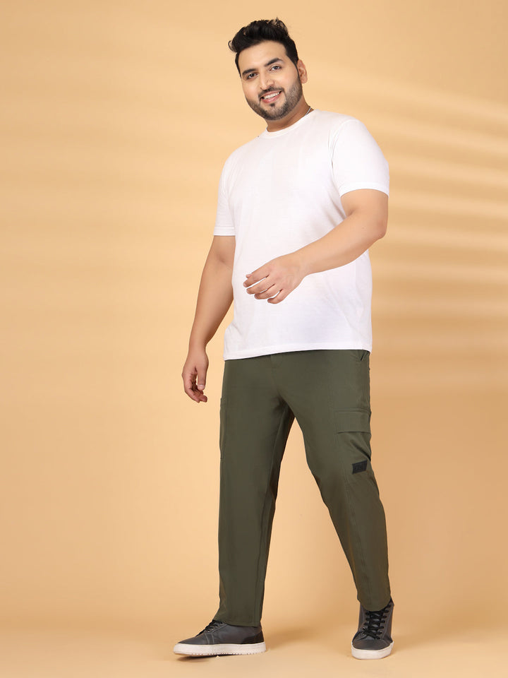 Plus Size Men Mid-Rise Regular Fit Cargos Trousers