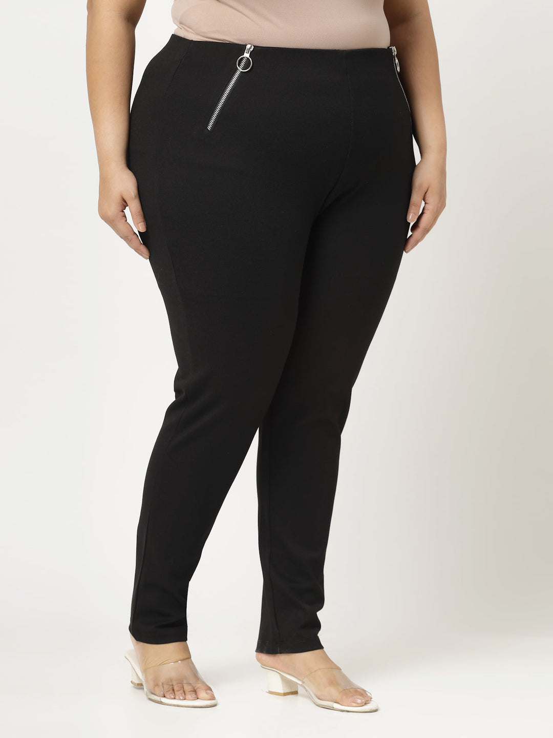 Plus Size Women Solid Regular Fit Jeggings