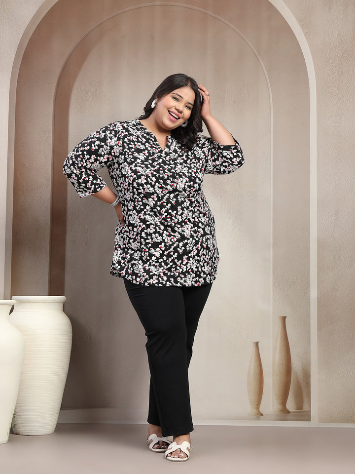 Plus Size Floral Printed V-Neck Top