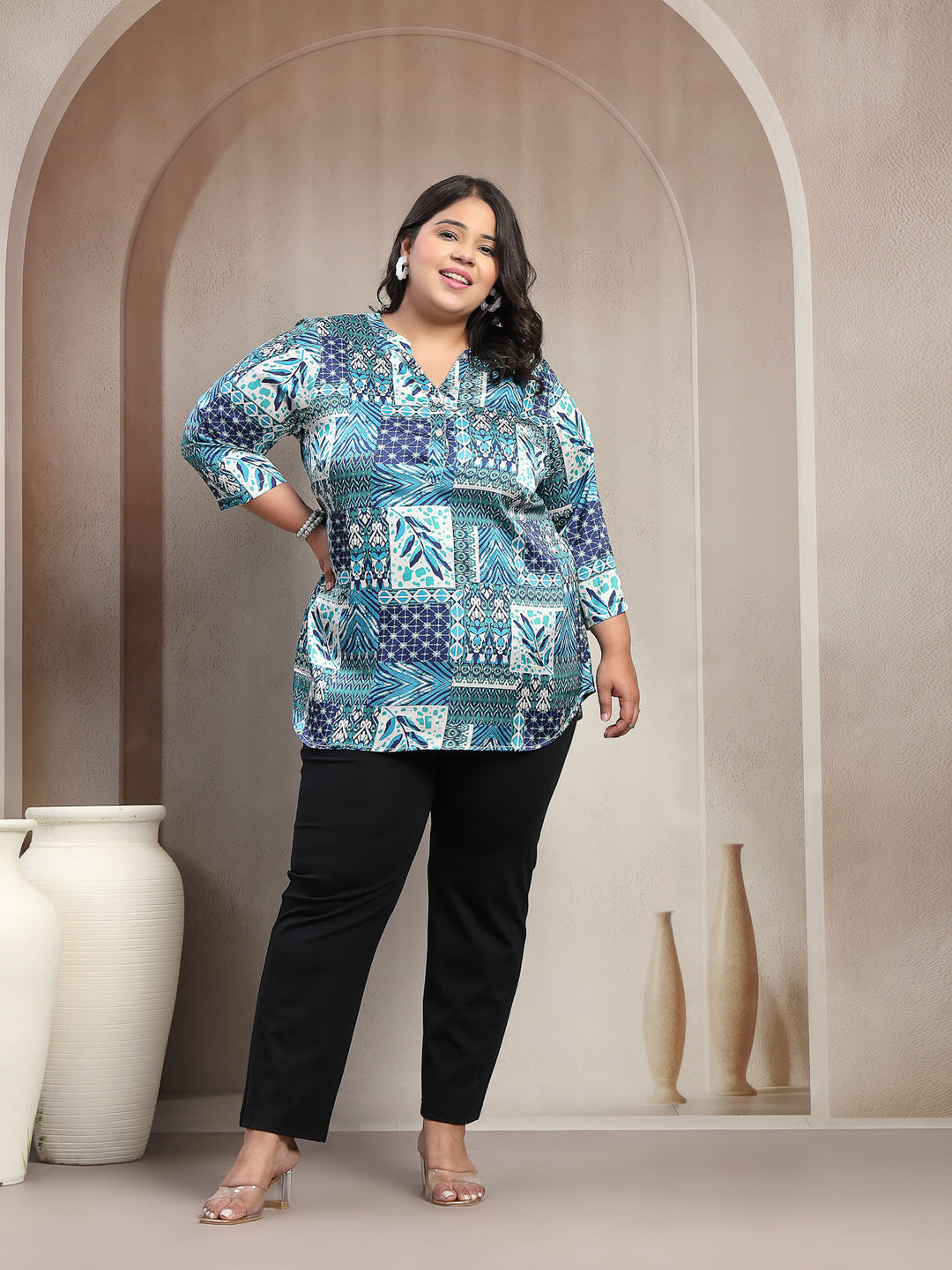 Plus Size Abstract Printed V-Neck Regular Top