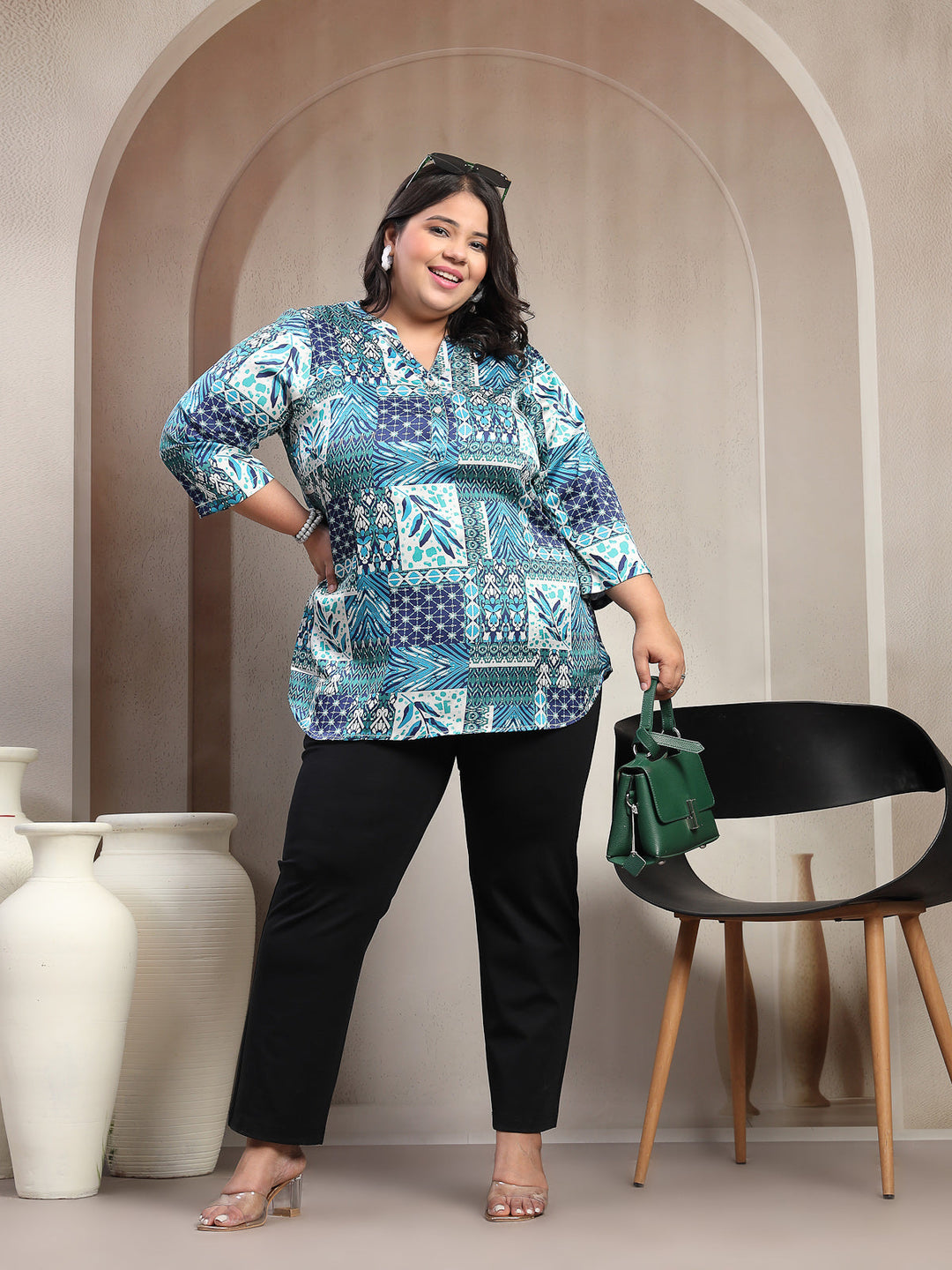 Plus Size Abstract Printed V-Neck Regular Top