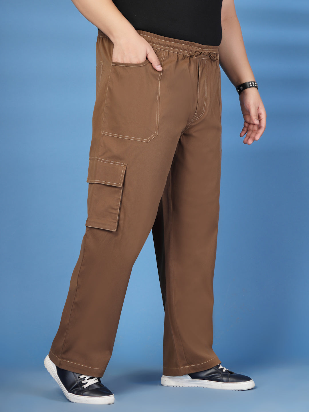 Plus Size Men Self-Checked Pure Cotton Relaxed Fit Cargos