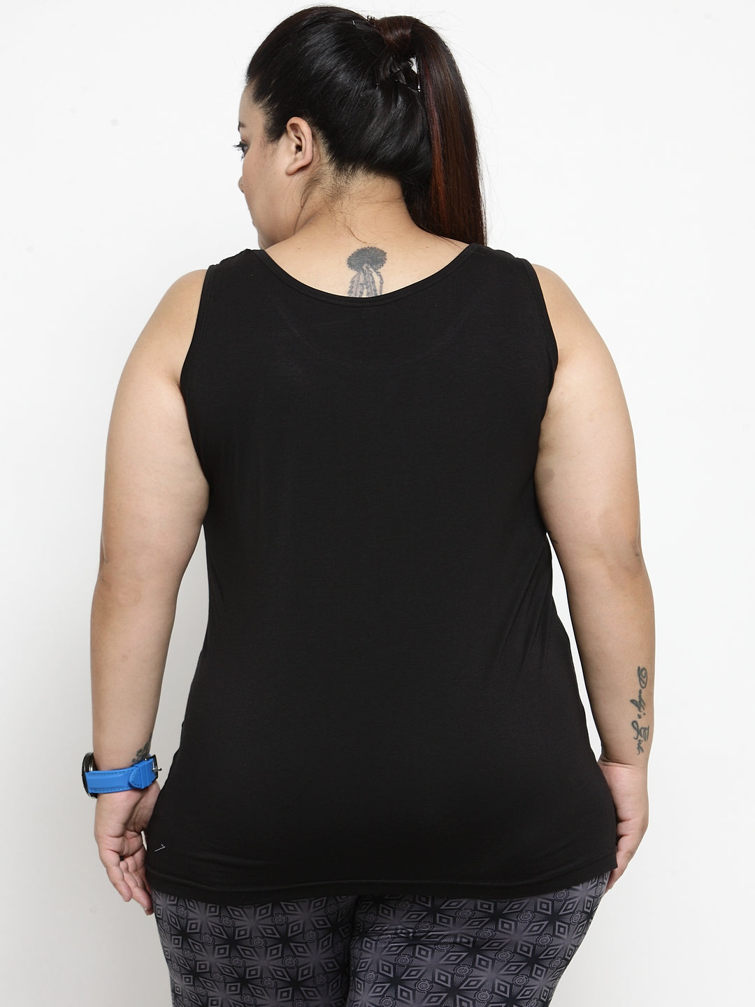 Plus Size Women Black Solid Tank Top